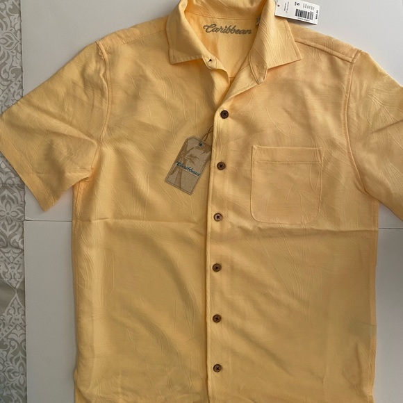 NWT Caribbean Pastel Yellow Collard Button Down Short Sleeved Size Small - Picture 3 of 8